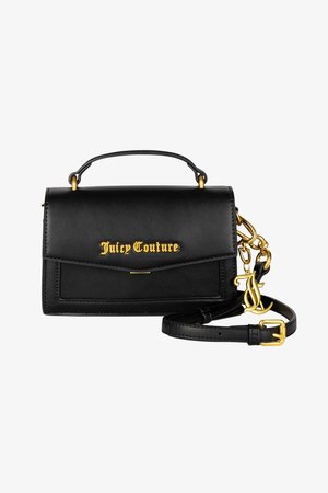 Schwarze Juicy Couture Lederhandtasche mit goldfarbenem Logo, Tragegriff oben und abnehmbarem Schultergurt mit goldfarbenen Beschlägen und dekorativem Anhänger.