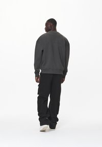 Pegador LOGO OVERSIZED SWEATER - Sportinis megztinis - washed volcano grey