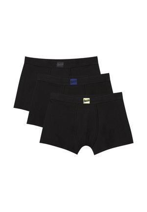 Schwarze Baumwoll-Boxershorts im 3er-Set mit elastischen Taillenbändern in verschiedenen Logofarben: schwarze, blaue und gelbe Akzente.