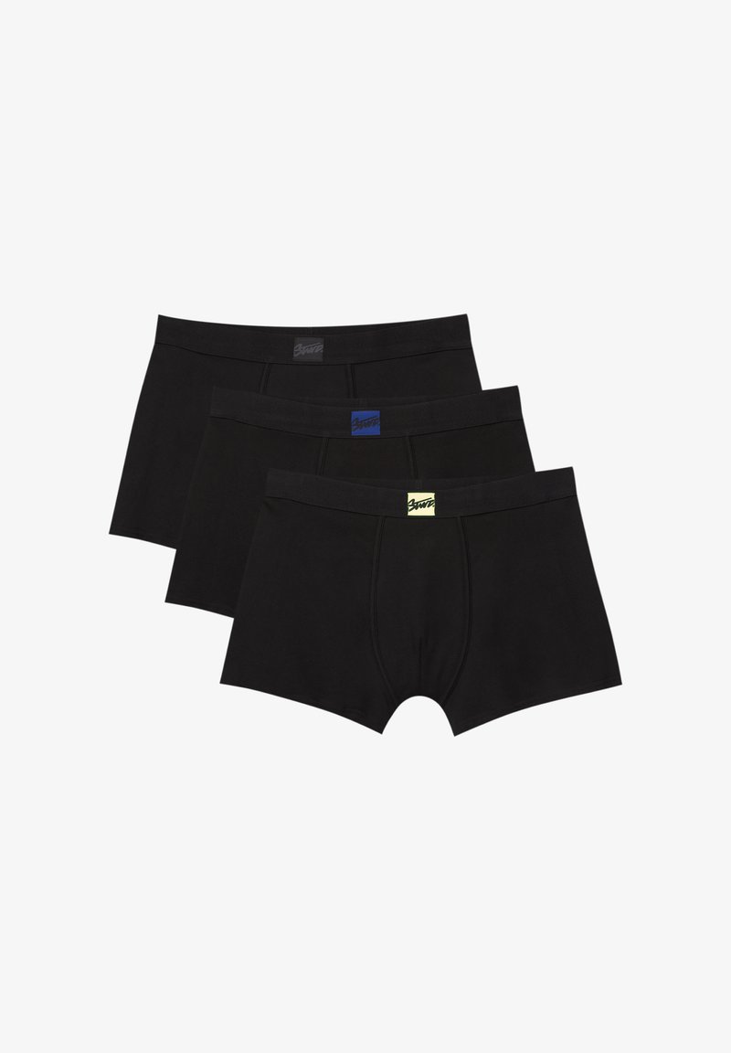 Fekete pamut alsónadrág szett, három darab, elasztikus derékrésszel, különböző színű logókkal: fekete, kék és sárga kiegészítők.