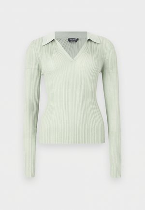 Hele-rohelise soonikkoega pikkade varrukatega kampsun V-kaelusega ja kokkuvolditud kraega, istuva siluetiga, valgel taustal.