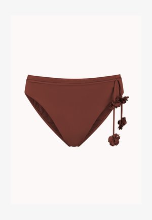 Braune Bikinihose mit seitlicher Schnürung und drei floralen Stoffdekorationen auf schlichtem weißem Hintergrund.