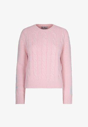 Maglione a misto rosa chiaro, lavorato a treccia, con maniche lunghe e polsini e orlo a costine, dotato di un collo rotondo e dettagli testuali sottili sulle maniche.