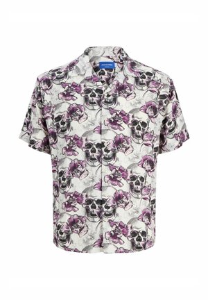 Koszulka z krótkim rękawem w białym kolorze, zdobiona powtarzającym się wzorem czaszki i fioletowych kwiatów. Z kołnierzykiem i zapięciem na guziki, lekkie w dotyku.