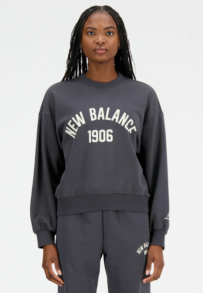 New Balance Sweater zwart
