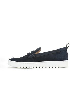 Scarpa slip-on in camoscio blu scuro con suola in gomma bianca, presenta una piccola fascia decorativa e un anello per tirare sul tallone.