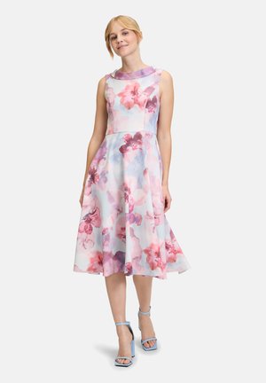 Vera Mont MIT BLUMEN - Freizeitkleid - grey rosé