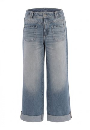 Jeans a gamba larga azzurri in denim, corte, con tasche a toppa frontali, chiusura con bottoni, passanti per cintura e risvolti arrotolati.