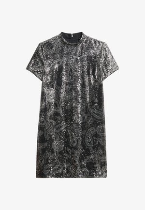 Kjole med korte ærmer, der har et sort og sølv sequins design med paisley mønstre, rund halsudskæring og en lynlås bagpå.