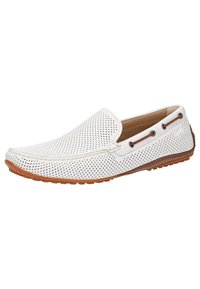 Weiße, durchbrochene Slipper aus Leder mit einer braunen Gummisohle, die Schnürsenkelakzente und ein rundes Zehen-Design aufweisen.