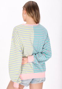 myMo Sweater - multicolor
