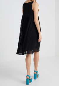 Steffen Schraut Vardagsklänning - black