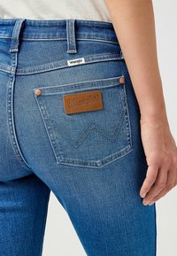 Wrangler Džíny Slim Fit - royal blue