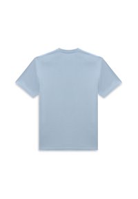 Ljusblå t-shirt med kort ärm, tillverkad av mjuk bomull. Har en rundad halsringning och minimal sömdetalj på axlarna.