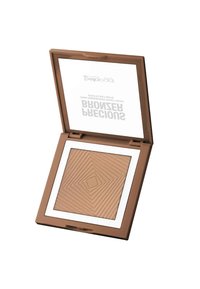Pasta bronzante in una confezione quadrata con un coperchio trasparente. La polvere è di un marrone chiaro con un motivo a righe e texture. La confezione è marrone con dettagli bianchi.
