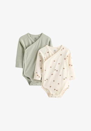 To baby-bodyer med lange ærmer, den ene ensfarvet lys grøn og den anden creme med brune pletter, begge med trykknapper og omslagslukninger.