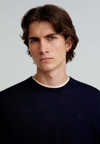 Scalpers CLASSIC ROUND NECK - Sweatshirt - navy