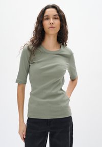 InWear Paprasti marškinėliai - agave green