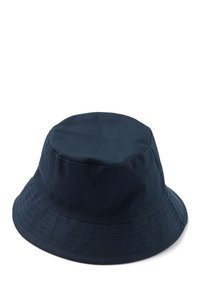 Tmavomodrá klobúk typu bucket vyrobený z odolnej tkaniny; má okrúhlu korunu a široký, ohybný okraj s viditeľnými stehovými akcentmi.