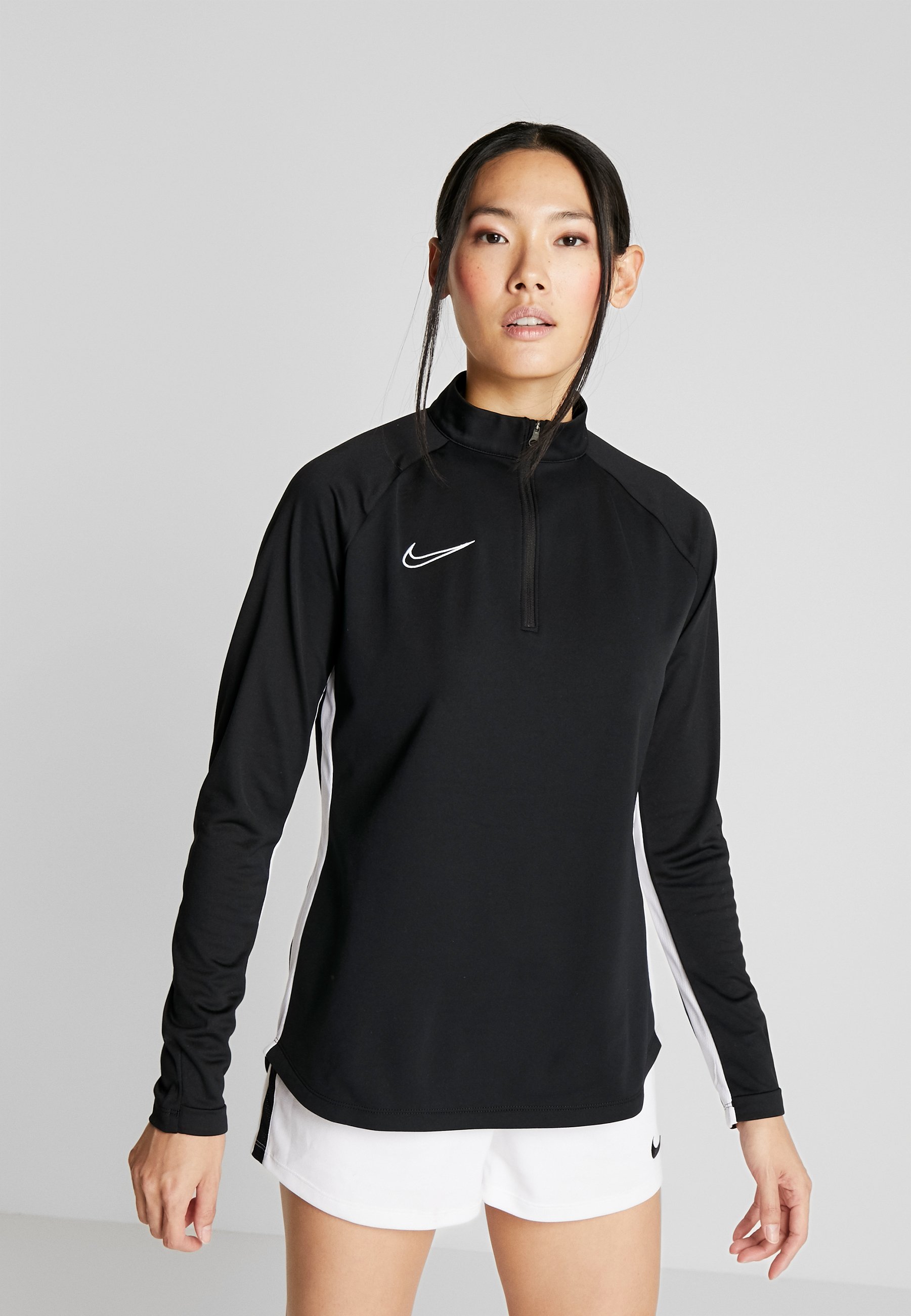 nike performance dri fit