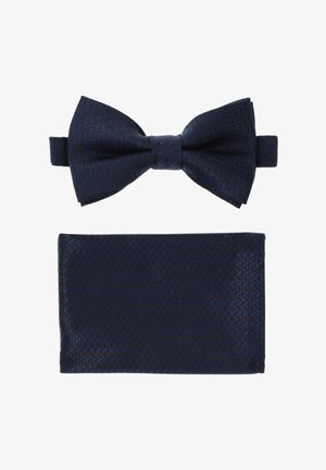 Granatowa mucha z teksturowanym wzorem oraz dopasowana poszetka, obie wykonane z tkaniny tkanej, charakteryzujące się eleganckim designem.