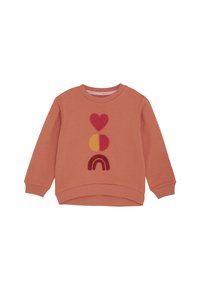 Roodbruine sweatshirt met lange mouwen, voorzien van textuurapplicaties in de vorm van een hart, een cirkel en een regenboog in rood, geel en donkerrood.