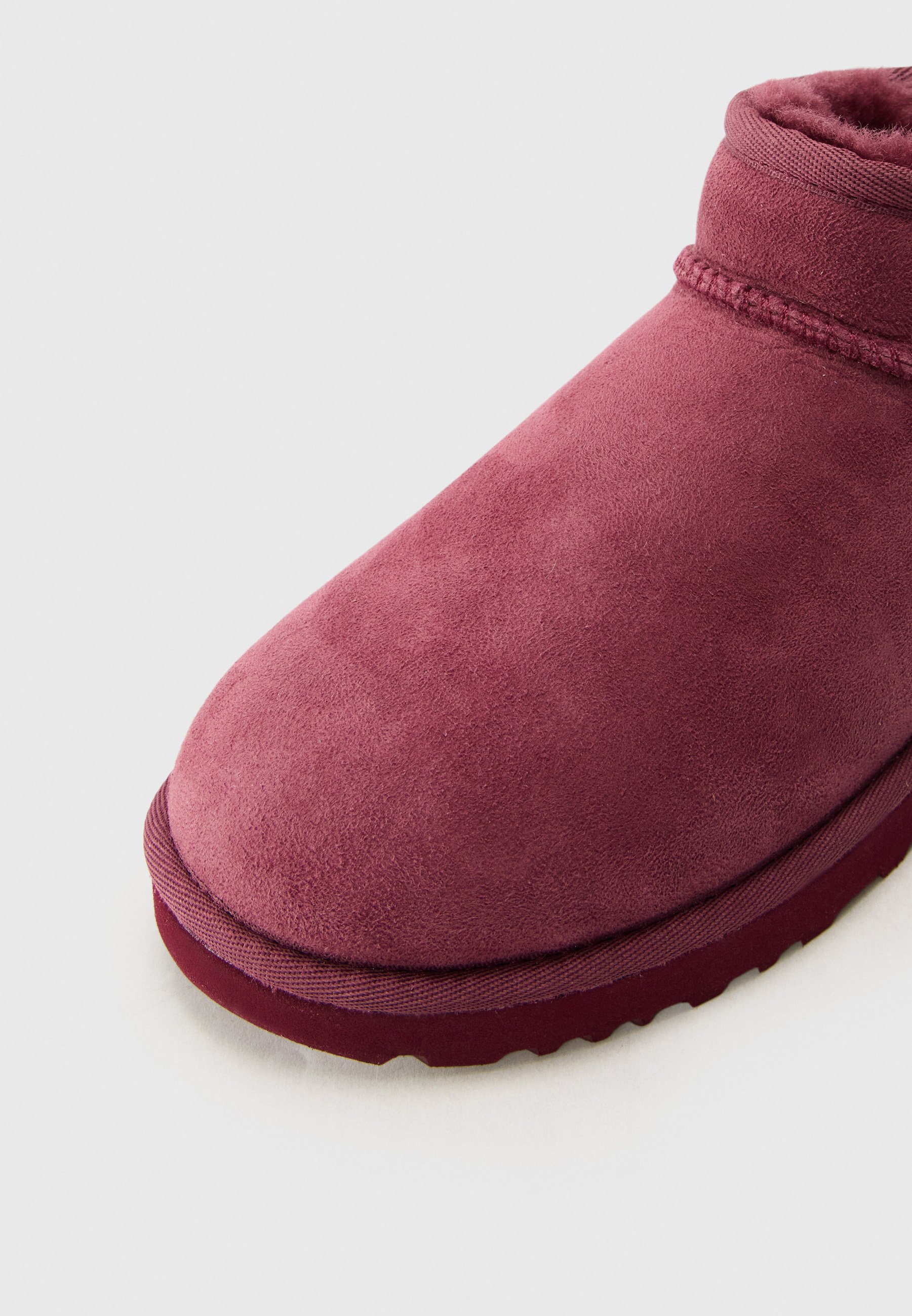 burgundy neumel uggs