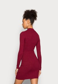 Even&Odd Vestido direito - bordeaux