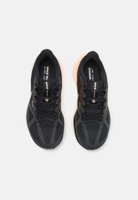 Nike Performance STRUCTURE 25 - Laufschuh Straße - black/mtallic red bronze/crimson tint/anthracite