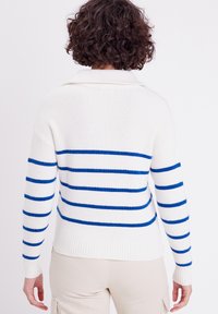 Produktbild von Kaufen Sie Blau - JACK & JONES Junior Strickpullover Mit Viertelreißverschluss Bei Deutschland