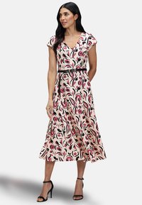HotSquash A LINE WITH CAP SLEEVES - Trikoomekko - cream pink