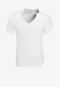 Valitud, white