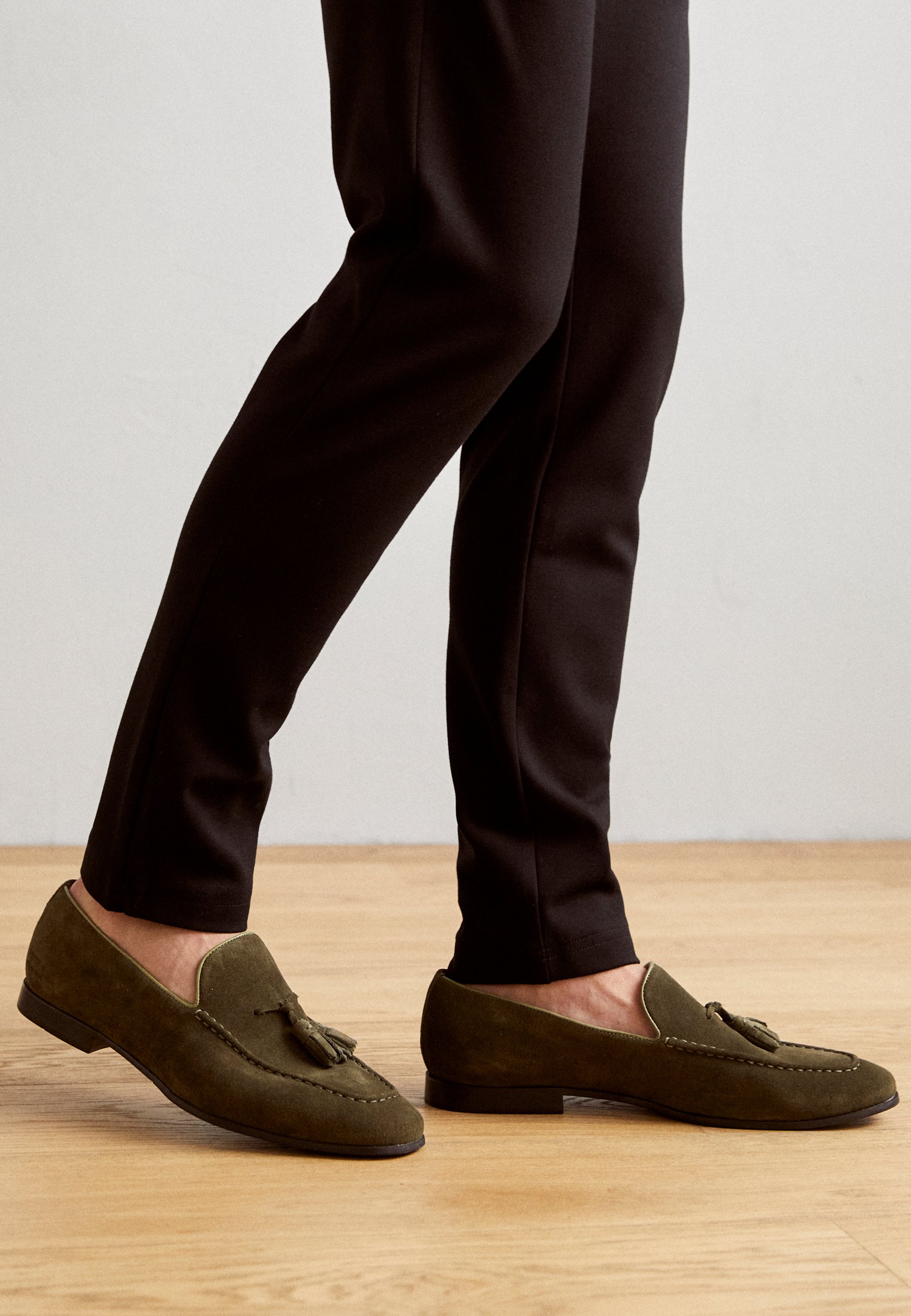 Loafer Uomo Clive 1 Di Melvin &amp; Hamilton - In Pelle Con Suola In Cuoio, Fatto A Mano