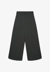 Selezionato, ultrablack