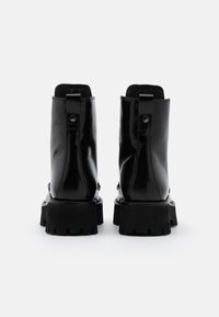 Casadei Botines camperos - black