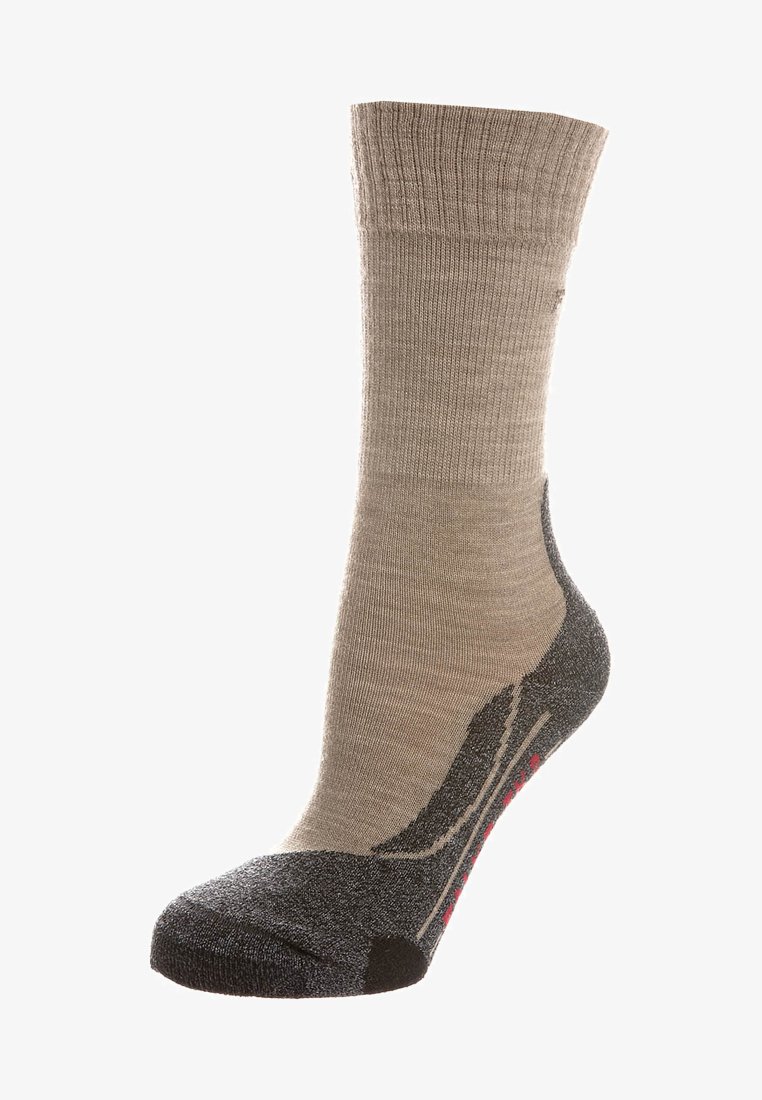Socken mit einem beige Oberteil und dunkelgrauem verstärktem Zehen- und Fersenbereich. Das Design umfasst eine gemusterte Textur und rote Akzente.