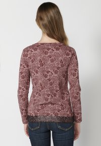 Koroshi LONG SLEEVE - Ilgarankovis viršutinės dalies drabužis - uva   grape