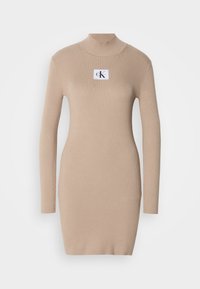 Atlasīts, pueblo sand