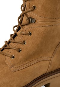 Tamaris ELEGANTE MIT TOUCH-IT - Botas para la nieve - camel nubuc