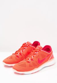 Nike Performance Training shoe - coral