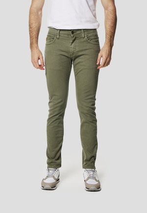 Vaqueros slim fit - green