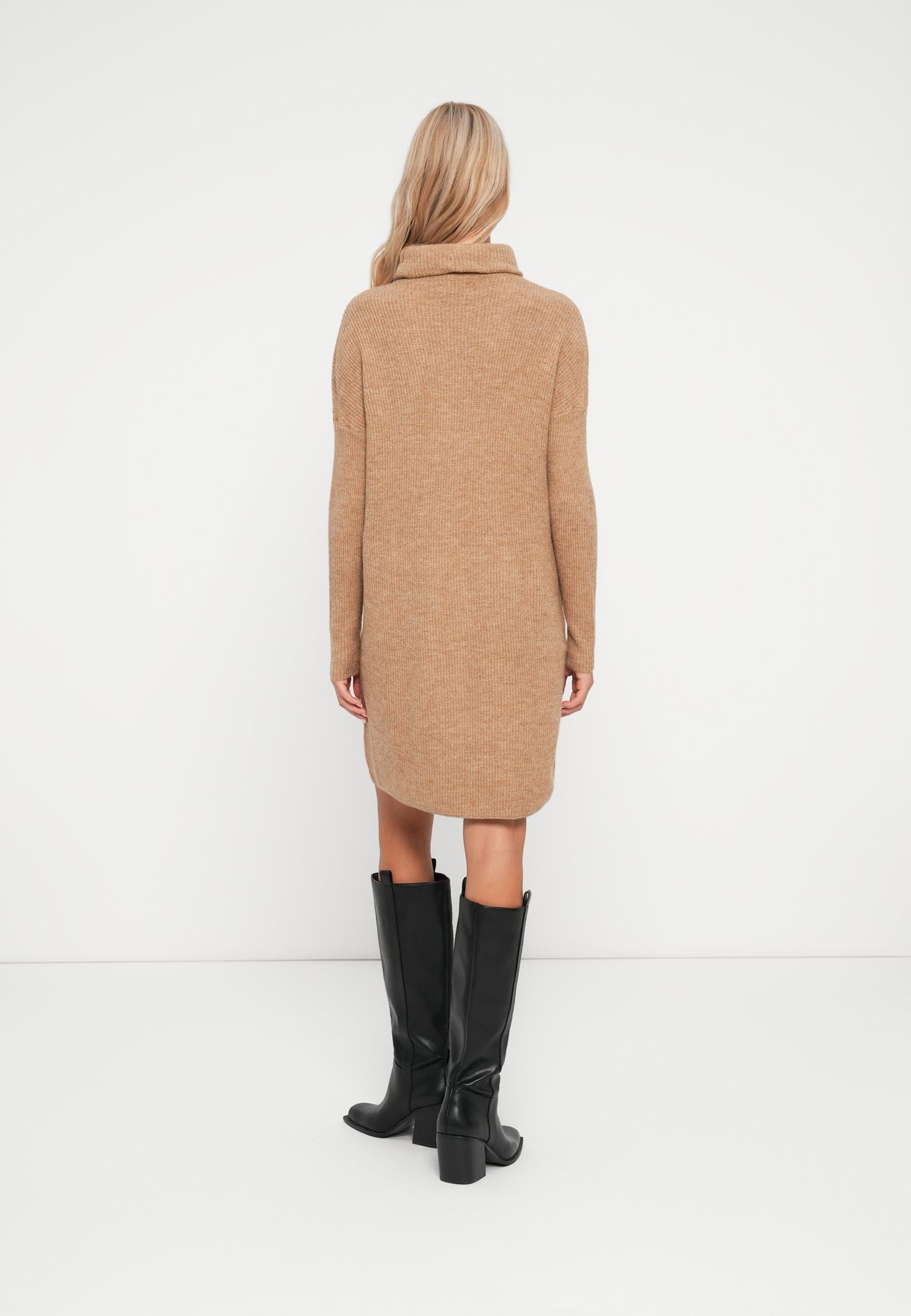 Strickkleid
