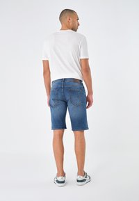 Pier One Kratke hlače od trapera - dark blue denim