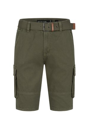 Bermudas en color verde oliva con un cinturón trenzado, que presentan bolsillos laterales, un corte recto y detalles de costura visibles. Textura de tela duradera.