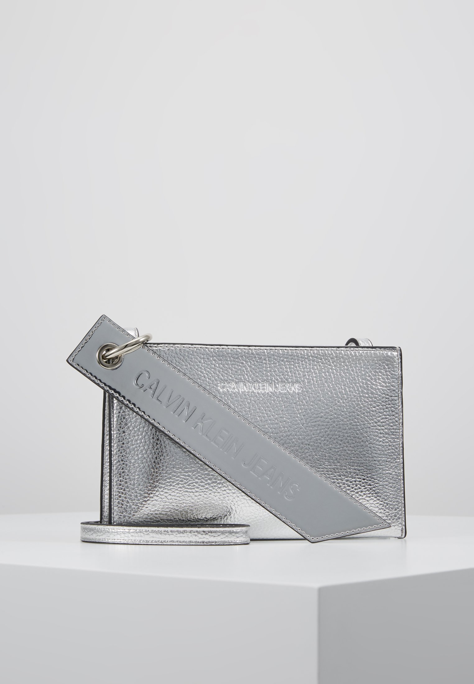 calvin klein remy crossbody
