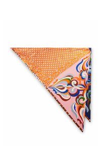 Driehoekige zijde sjaal met levendige patronen: een oranje geometrisch ontwerp, roze krullen en marineblauwe accenten met multiculturele details.