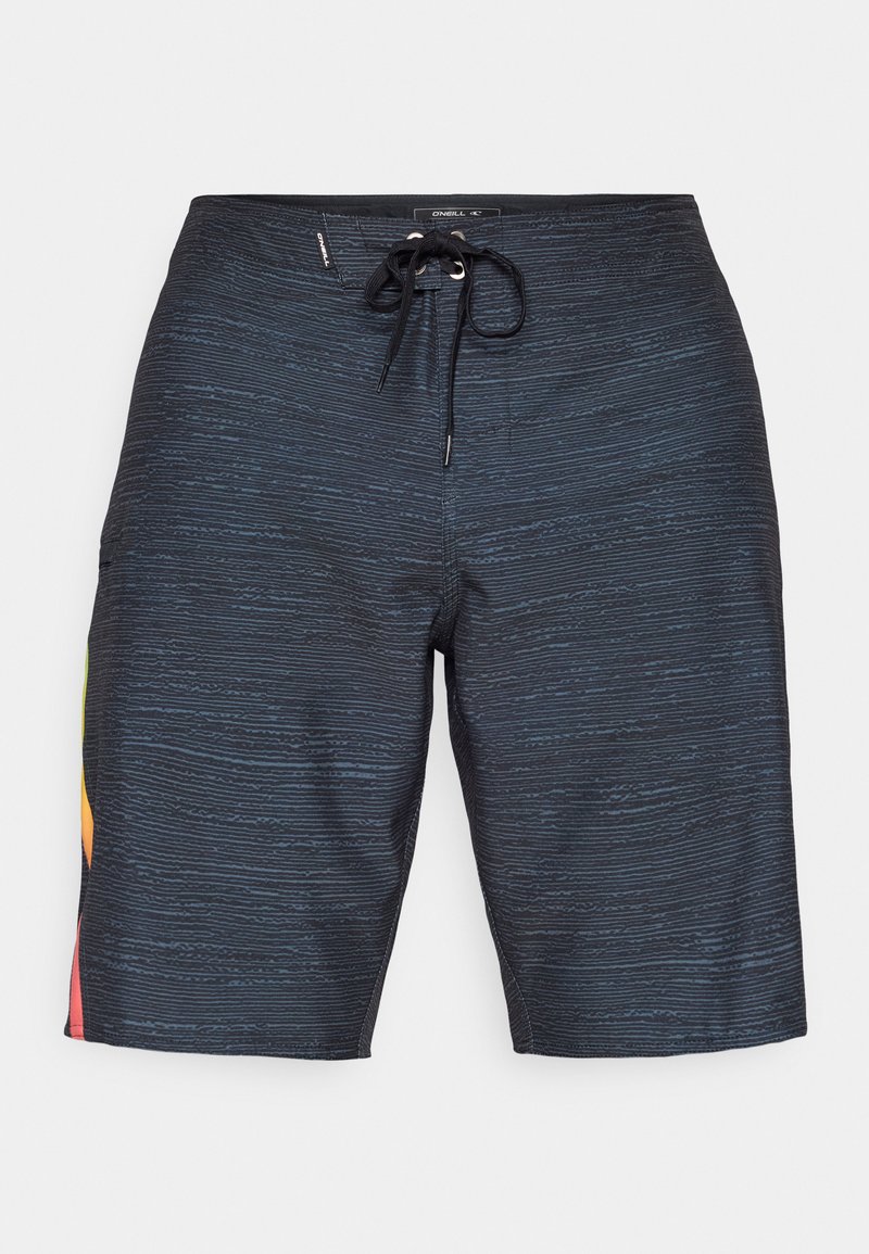 Shorts de bain noirs avec un motif rayé texturé, dotés d'une taille à cordon de serrage et d'accents colorés sur le côté gauche.