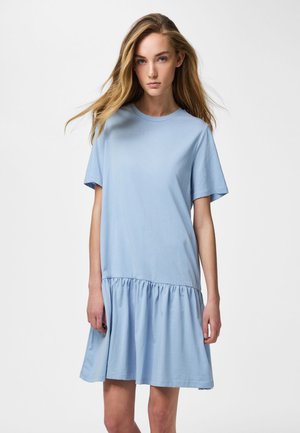 Pieces PCDISSO SS O-NECK DRESS JRS PWP BC - Rochie din jerseu - cashmere blue