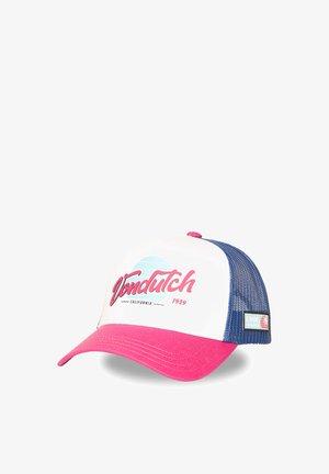 Casquette trucker en mesh blanc et bleu avec une visière rose, texte rouge « Von Dutch California 1929 » et patch « Cool Summer » sur le côté.