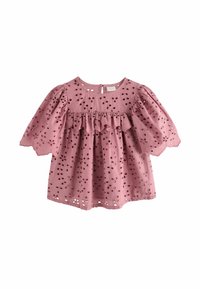 Rosa Baumwollbluse mit Puffärmeln, Lochmuster, gerüschtem Taillenbund und einem runden Ausschnitt mit Knopfverschluss im Rücken.
